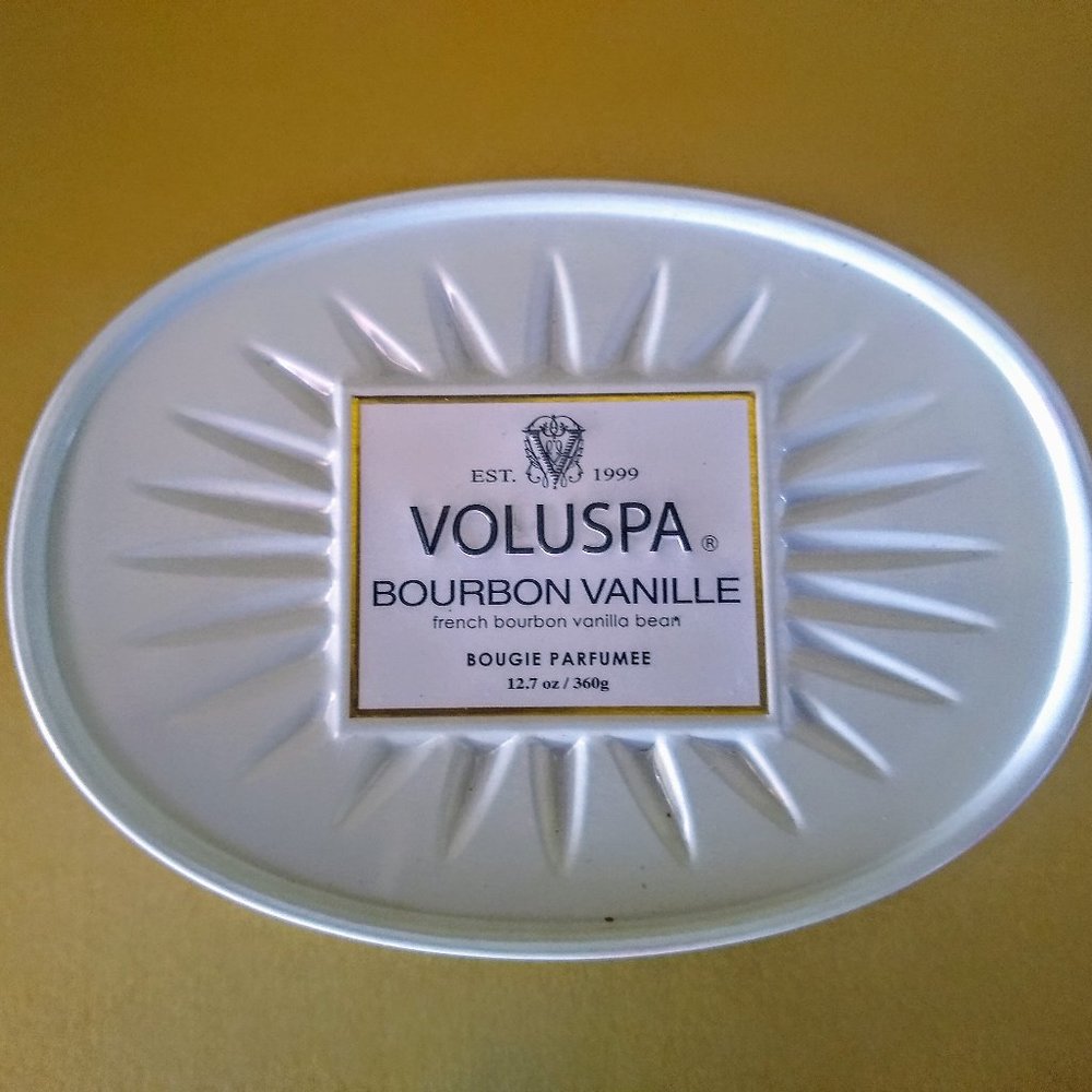 VOLUSPA CANDLE- Bourbon Vanille